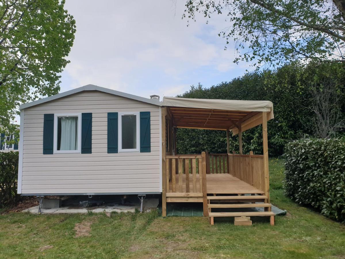 Camping De Ladignac Le Long Bel Air Exteriér fotografie