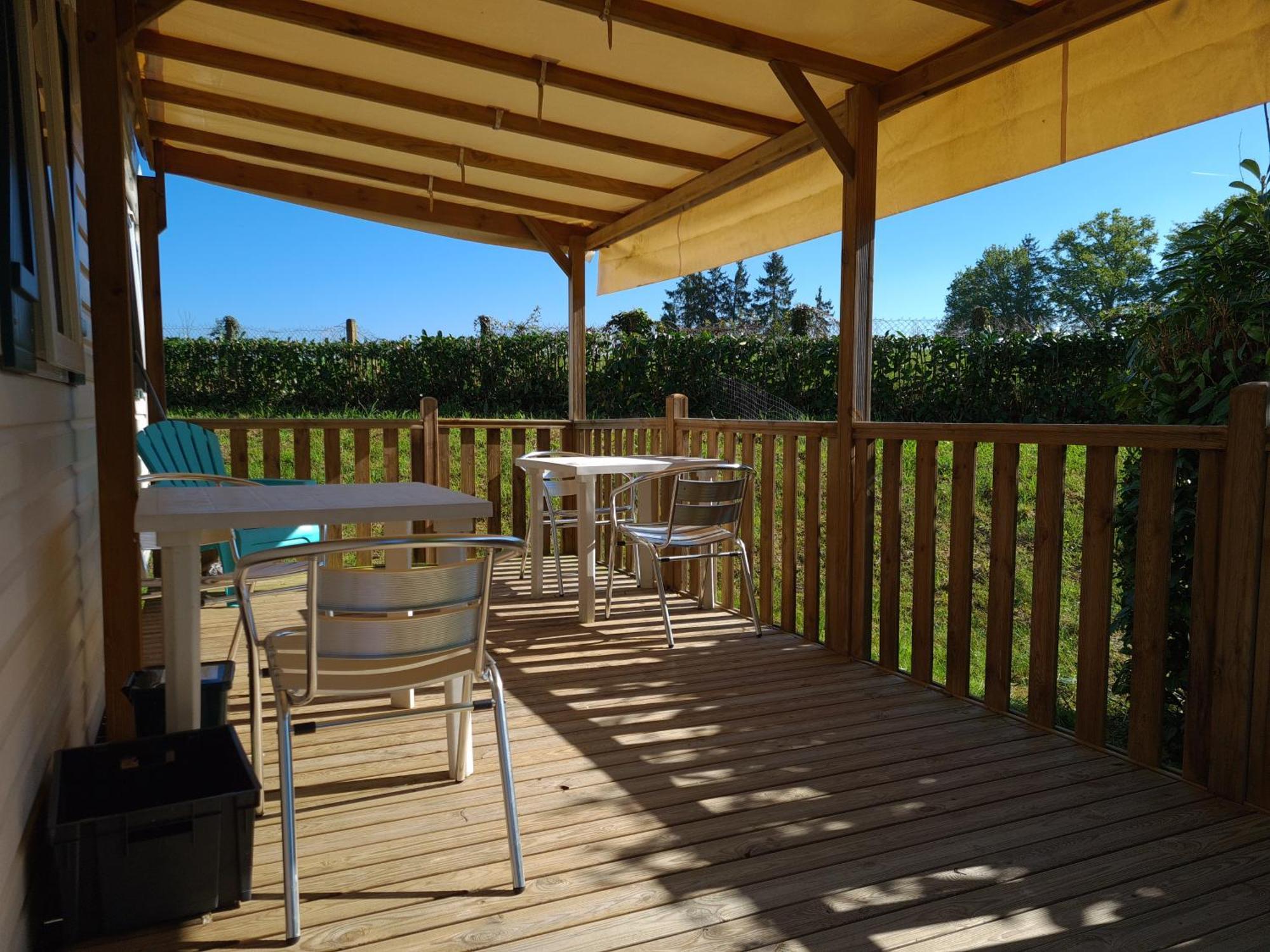 Camping De Ladignac Le Long Bel Air Exteriér fotografie