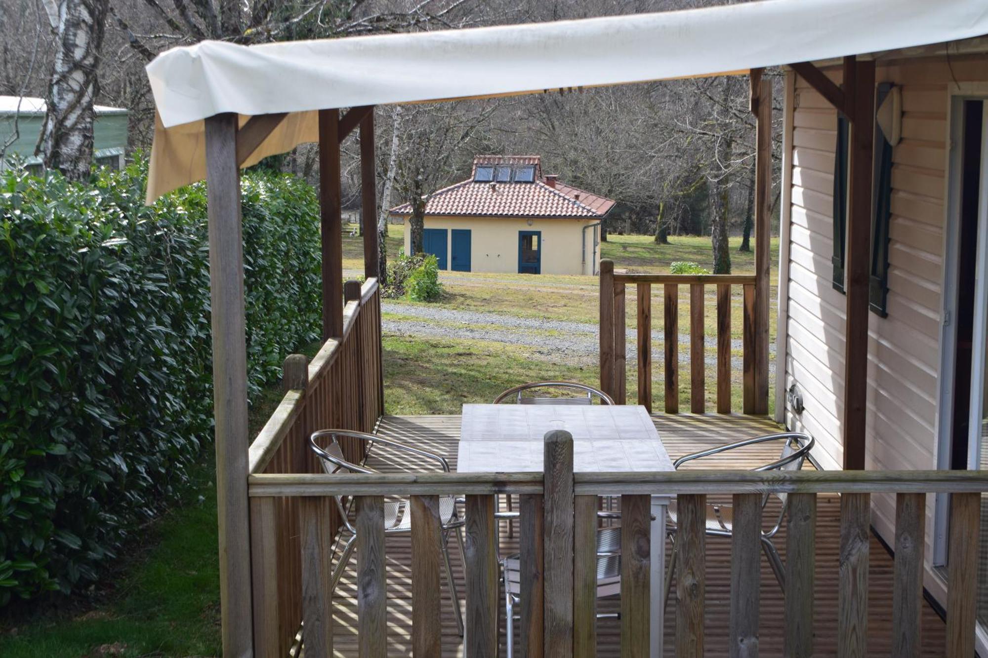 Camping De Ladignac Le Long Bel Air Exteriér fotografie